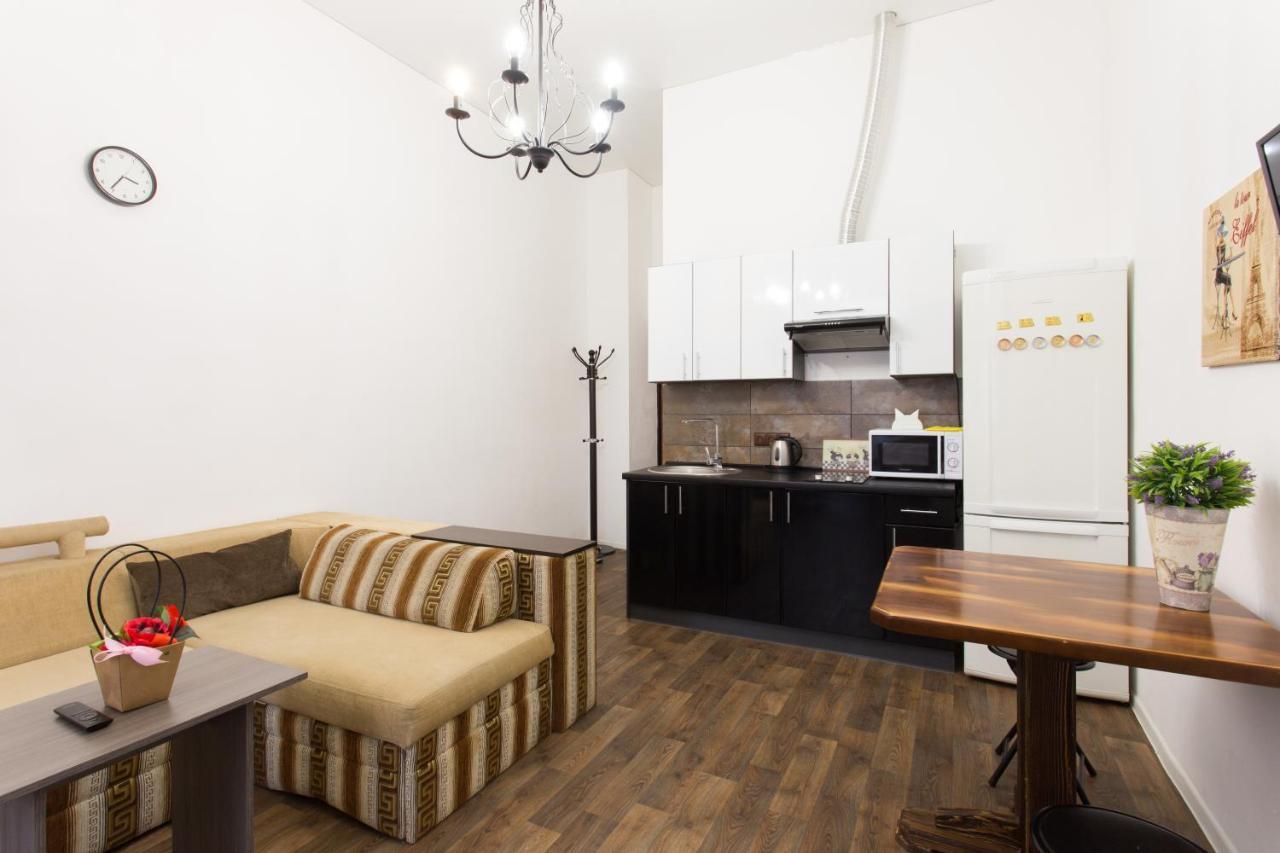 Pushkinskaya Street Apartment Kharkov Luaran gambar