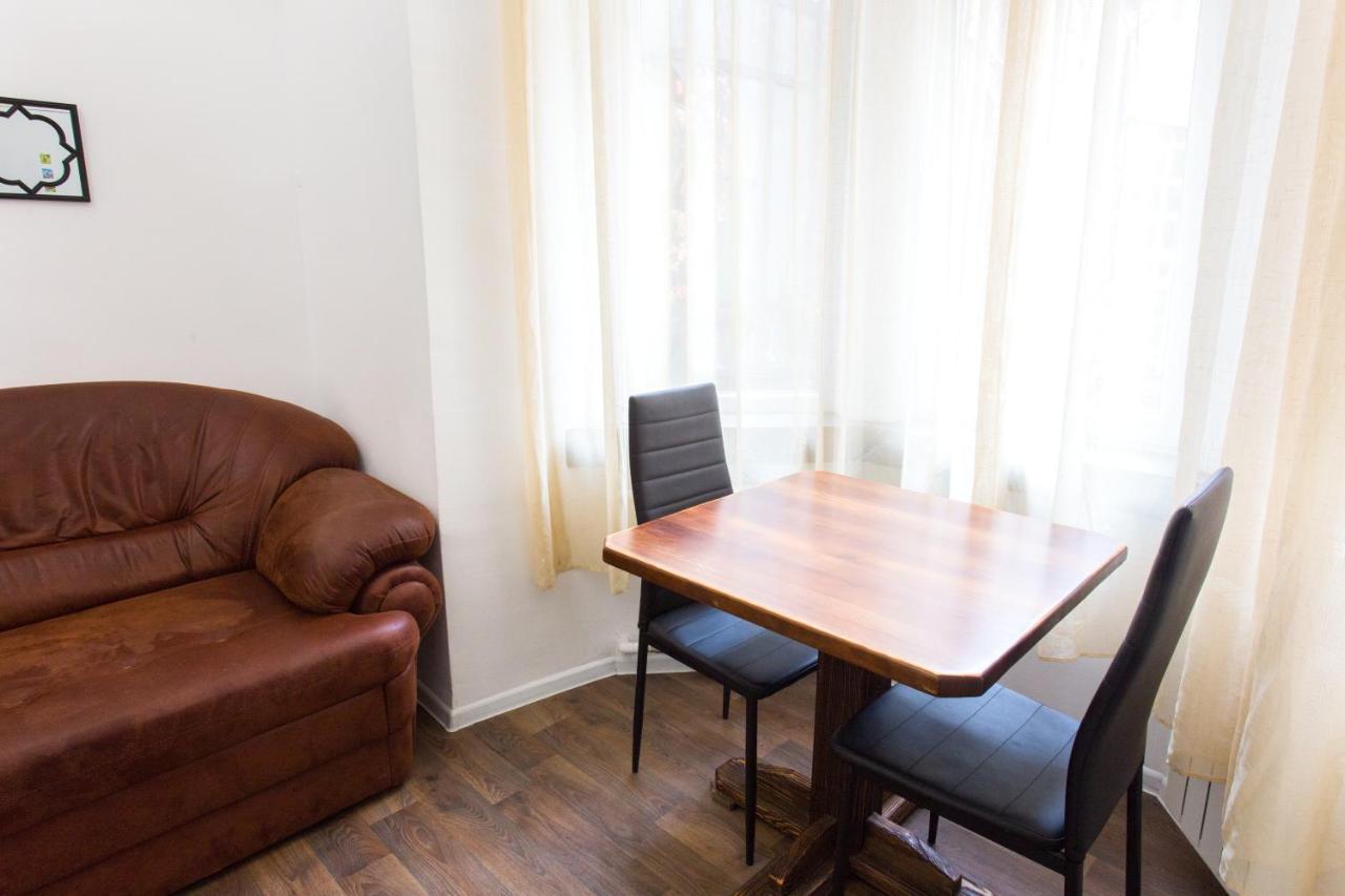 Pushkinskaya Street Apartment Kharkov Luaran gambar